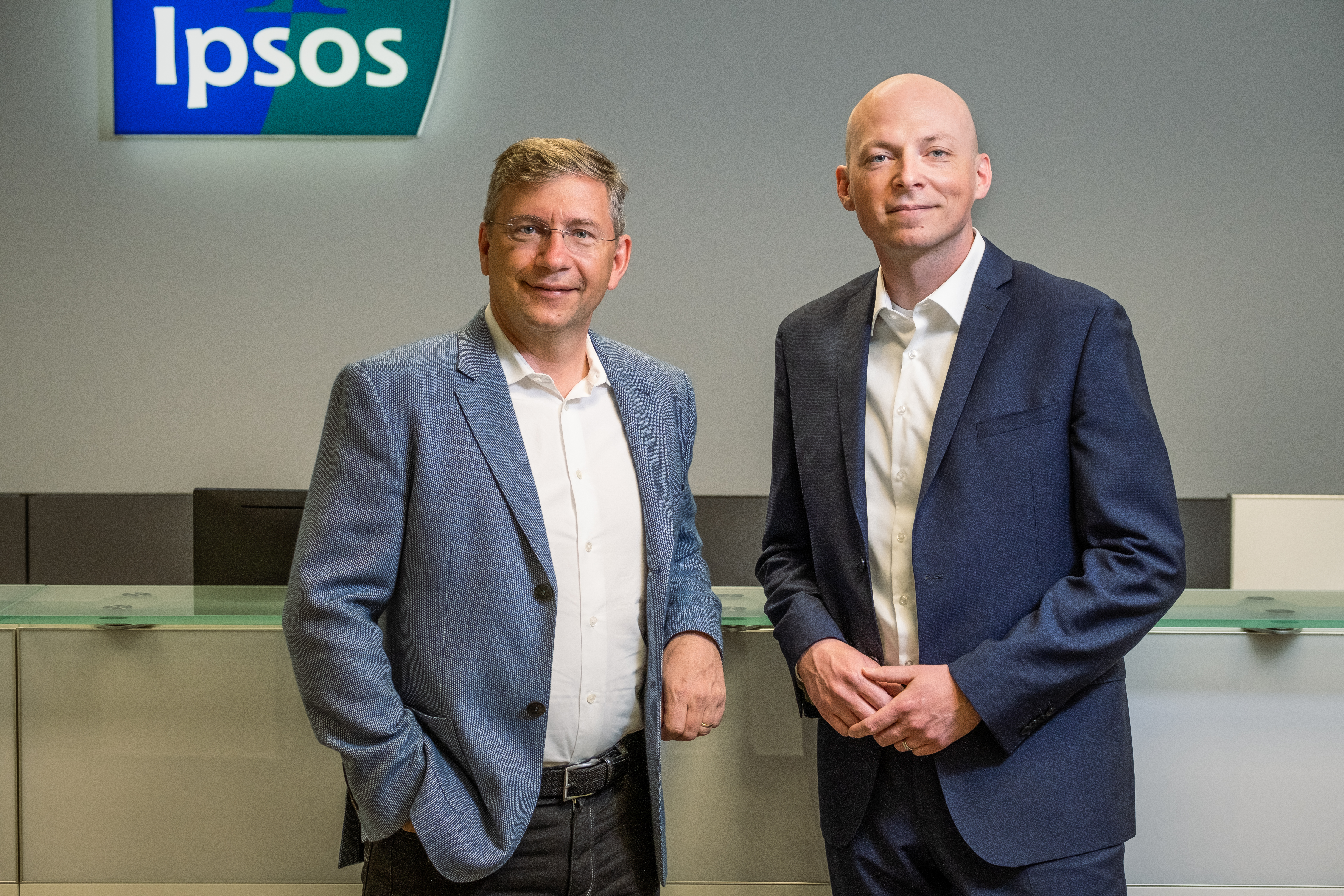 30 let | Ipsos