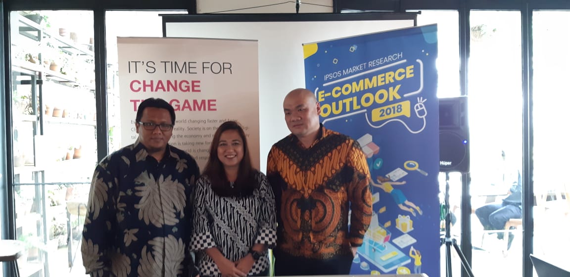 The Speakers (Andi Sukma, Indah Tanip and Soeprapto Tan)