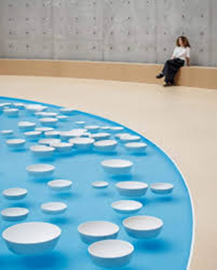 L'installazione "Clinamen" di Céleste Boursier-Mougenot 