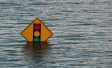 traffic-light-sign-underwater