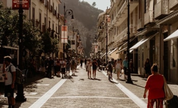 Napoli | Quality of life in European cities | European Commission | Ipsos