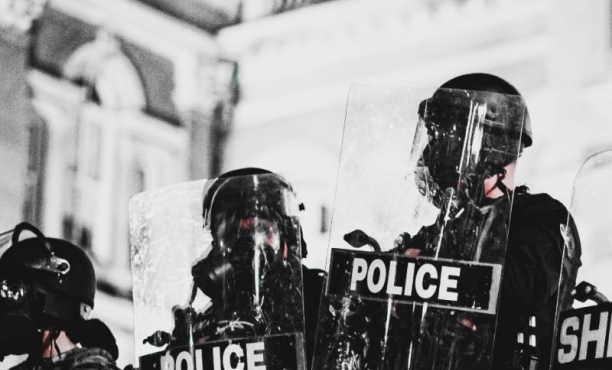 Half of Americans think the unrest is an attempted coup | Ipsos