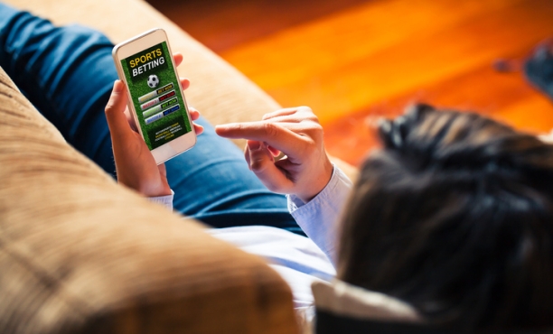 Covid, settore del gioco in Italia: 4,4 milioni di persone interessate al gioco illegale 