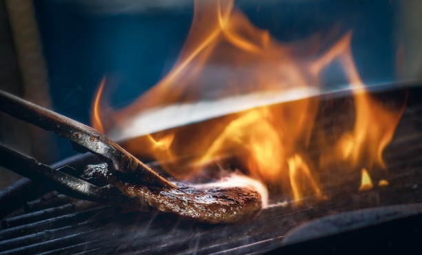 Gaan mensen de hoeveelheid vlees die ze eten verminderen voor de planeet?