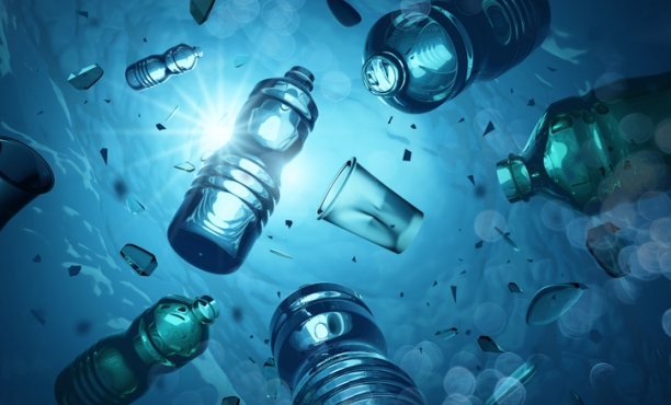 Stop all'inquinamento da plastica: la maggioranza degli italiani è a favore di regole globali 