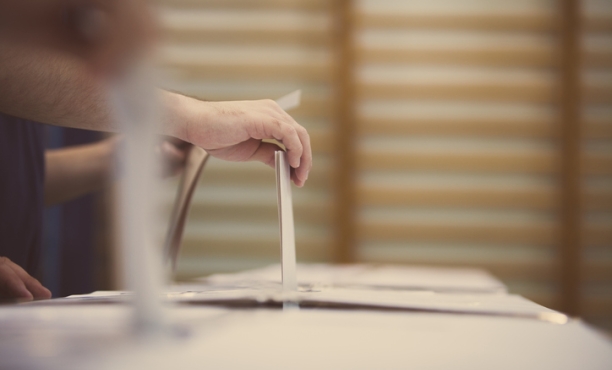 I sondaggi politici di Pagnoncelli: gli italiani sono divisi sull'Europa