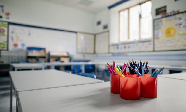 Claves Ipsos N°50 - Seguridad pública y violencia en los establecimientos educacionales
