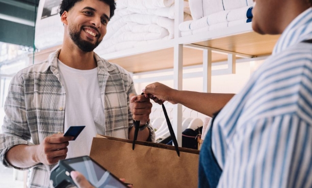 Migliore Insegna: vinci la sfida della Customer Experience nel retail italiano