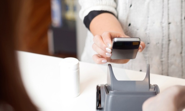 新型態金融服務：行動支付