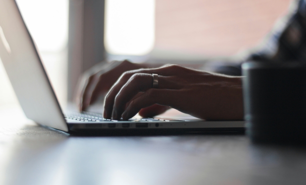 Transparentní odměňován