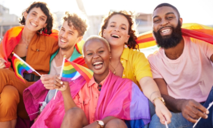 Pride Month 2025: favore alle tutele anti-discriminazione, ma in calo il sostegno ad alcune questioni LGBT+