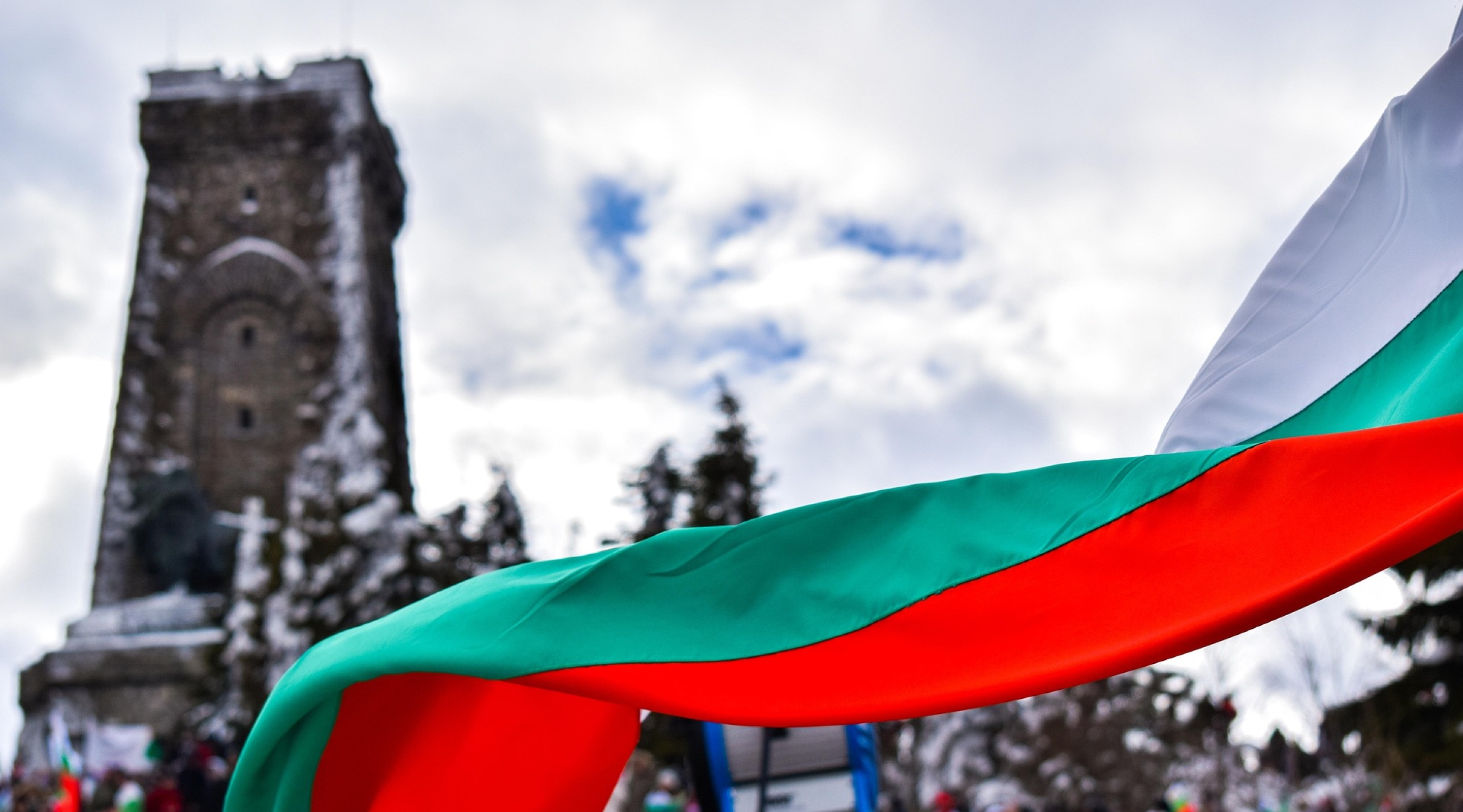 Shipka Monument and Bulgarian flag