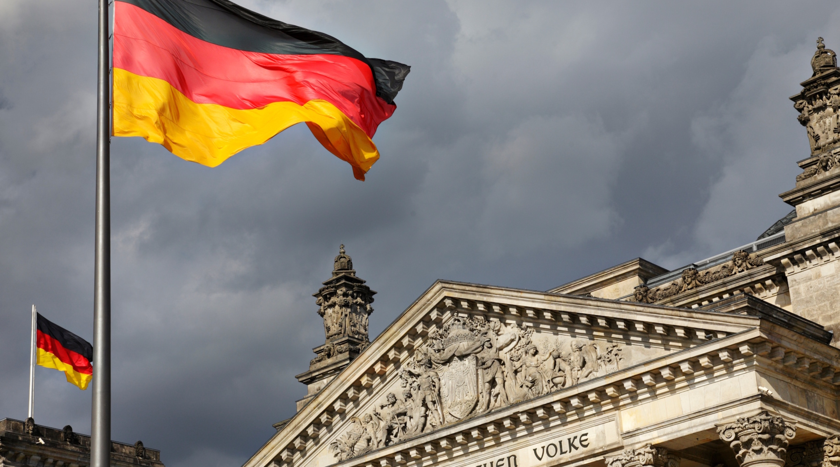 Für wie glaubwürdig halten die Deutschen Bundeskanzler Friedrich Merz? Laut einer aktuellen Ipsos-Umfrage empfinden nur 17 Prozent das politische Handeln von Merz als glaubwürdig. 64 Prozent stufen es hingegen als unglaubwürdig ein.