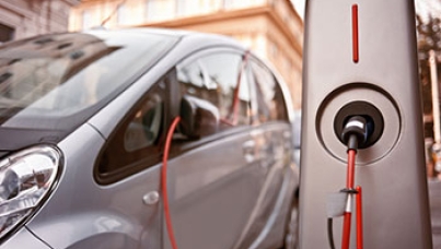 Speed and availability of charging biggest barriers to electric car adoption by 2040