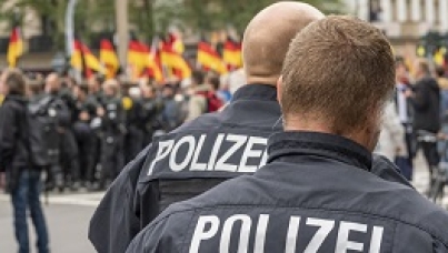 Sliderbild-PI-Musterpolizeigesetz