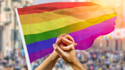 Ipsos entra in Parks a sostegno dei diritti umani delle persone LGBT+