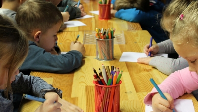 New global poll finds 45% of Britons predict worse mental health and wellbeing will be one of the longest lasting outcomes of the pandemic for children - Ipsos