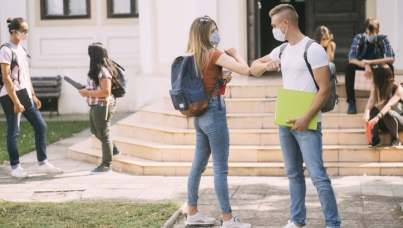 Covid, ritorno a scuola: il sondaggio Ipsos-ActionAid sulle opinioni degli adolescenti