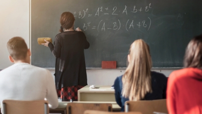 5 ottobre, Giornata Mondiale degli Insegnanti 2023: gli italiani hanno un’alta considerazione per la figura del docente