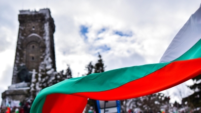 Shipka Monument and Bulgarian flag