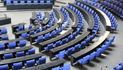 Nach 100 Tagen im Amt: Nur jeder vierte Deutsche blickt unter Merz positiv in die Zukunft | Ipsos