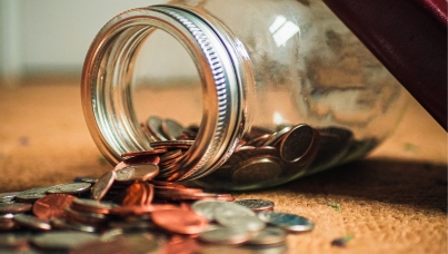 Prieskum: Slováci začínajú cítiť finančné dopady pandémie
