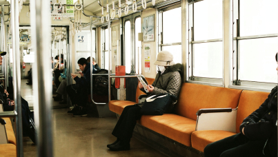 Nad hladinou zostávame aj počas krízy