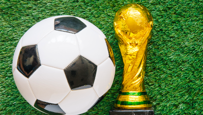 Bola e troféu juntos