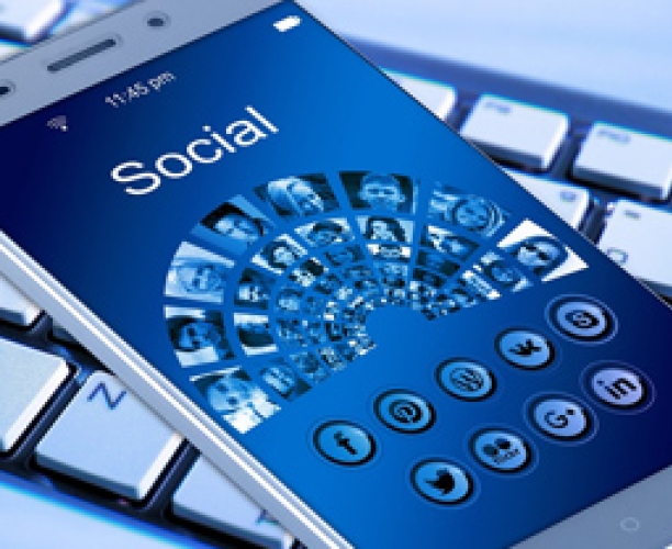 Affluents & Social Media: Usage, Trust and Influence | Ipsos