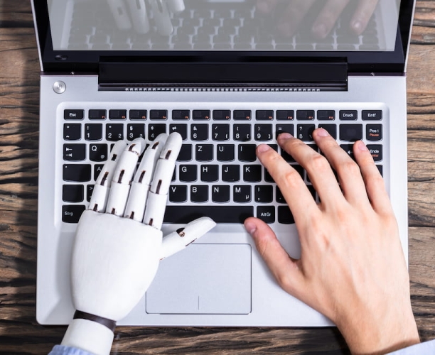 Ipsos | Synthesio | Forrester | AICI | Webinar