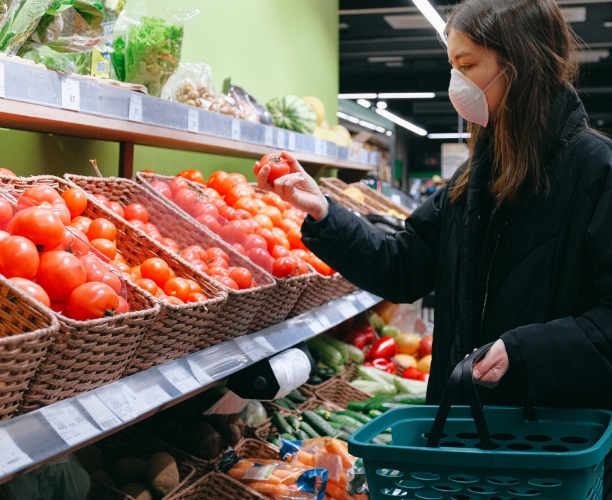 Consumer confidence dips by 0.8 percentage points in March 2021  