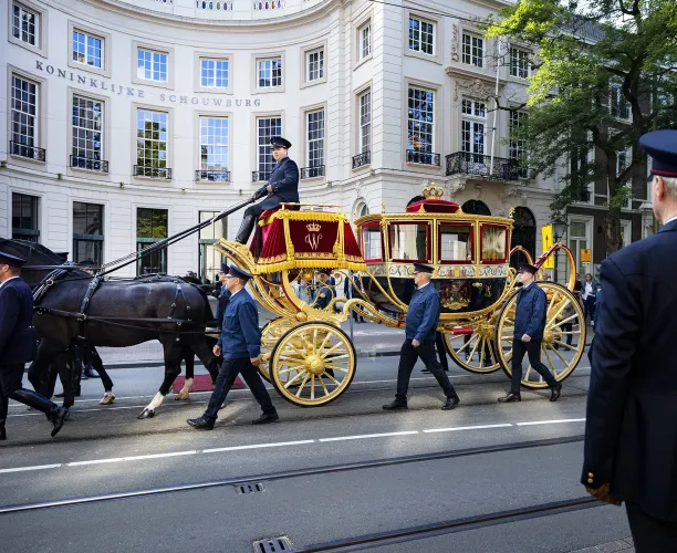 Meerderheid pro-koningshuis, ondanks kritiek op kosten
