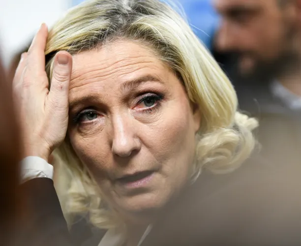 Source : Victor Velter / Shutterstock.com | Marine Le Pen | Affaire Le Pen | Sondage politique Ipsos