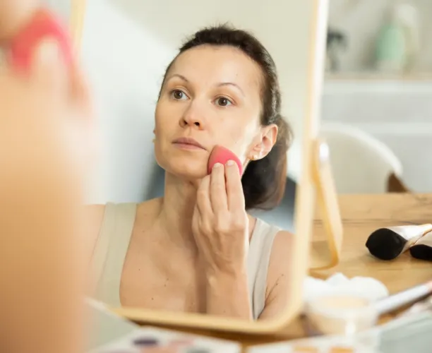 Soin socio esthétique | Enquête Ipsos bva pour la Fondation L'Oréal