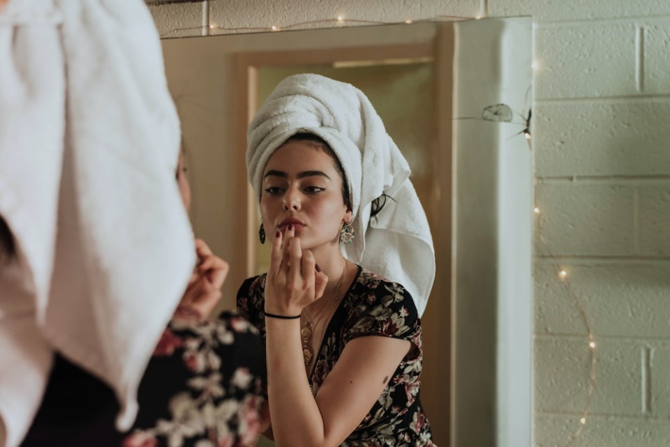 What Consumers Are Saying About the Celebrity-Owned Cosmetics Market