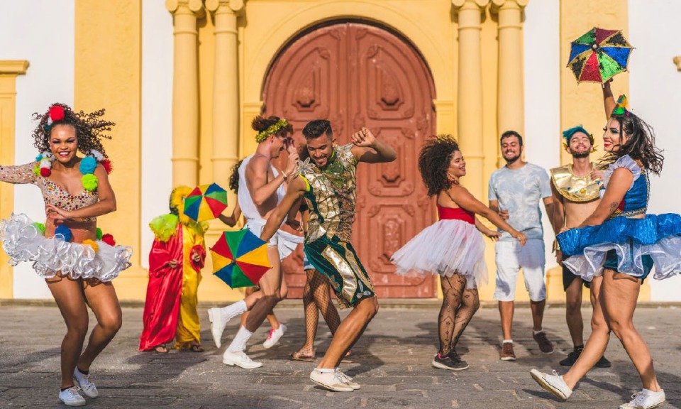 Flair Brazil 2023 | Society | Consumers | Marketing | Parallel conversations