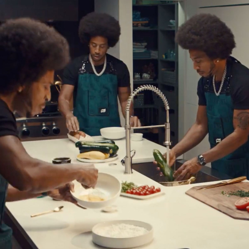 Neue Wege zu einer entspannten Mahlzeit: Knorrs Fast-Food-Remix mit Koch Luda