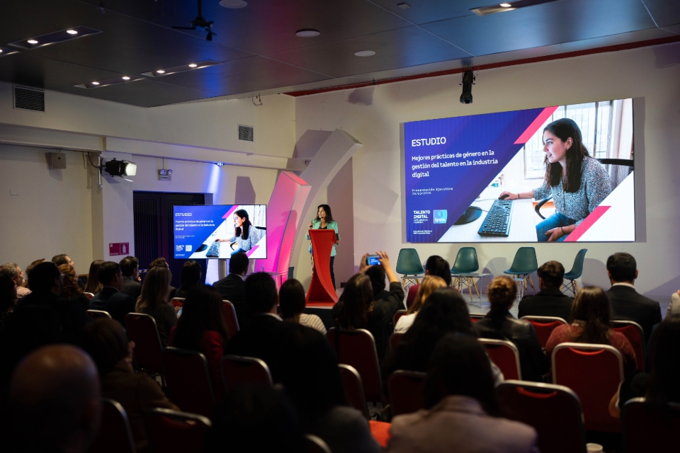 Mejores prácticas de género en la industria digital - Ipsos y Talento Digital para Chile